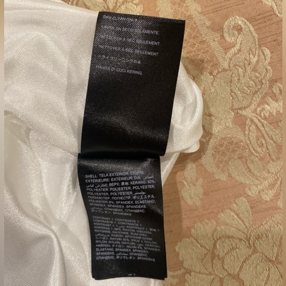 Bebe Size Small Long Sleeved Print Block Scuba Dress Robe Scuba Motif NWT - Picture 15 of 16